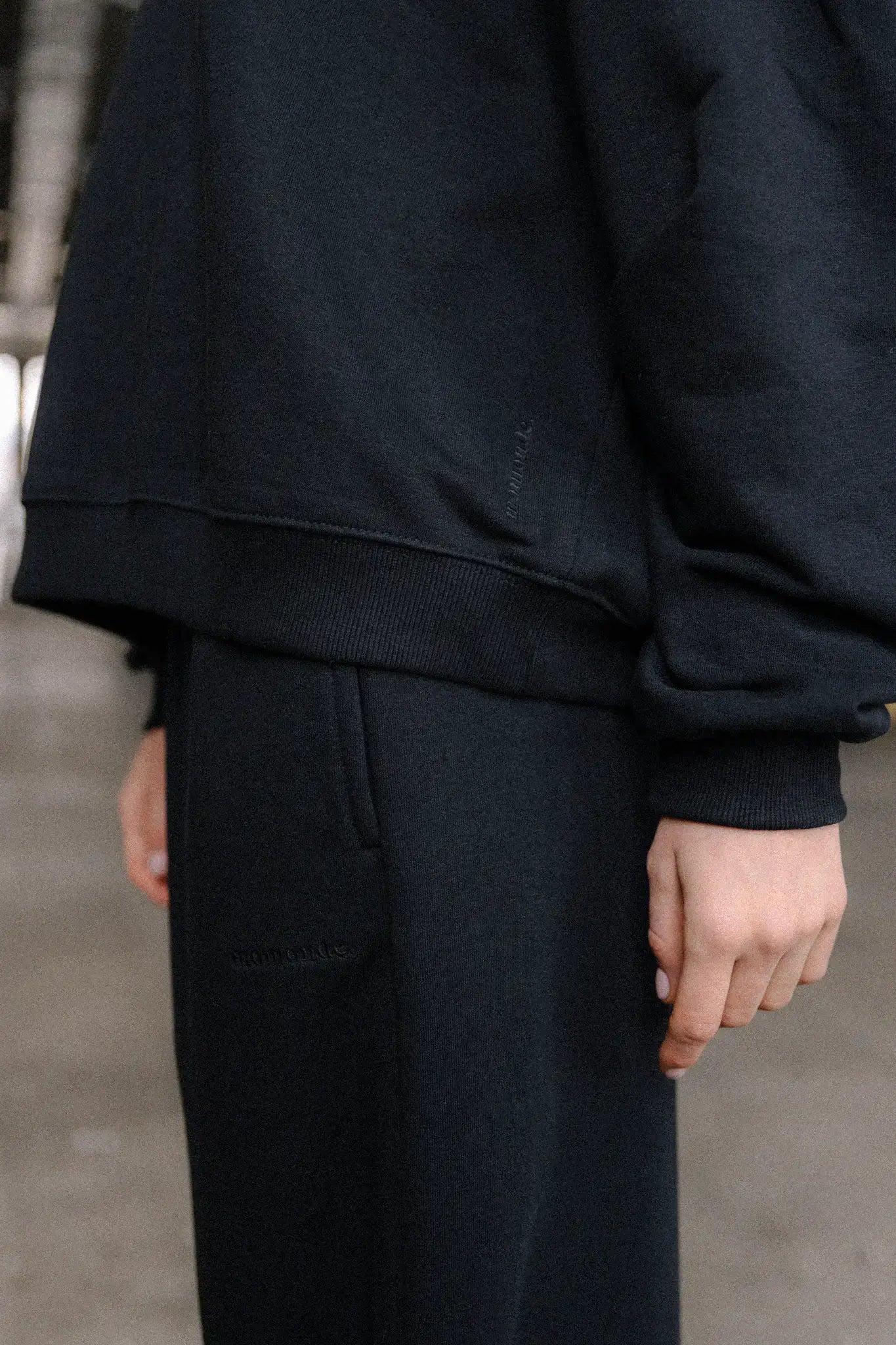 Bluza Poppy Black | momonde.