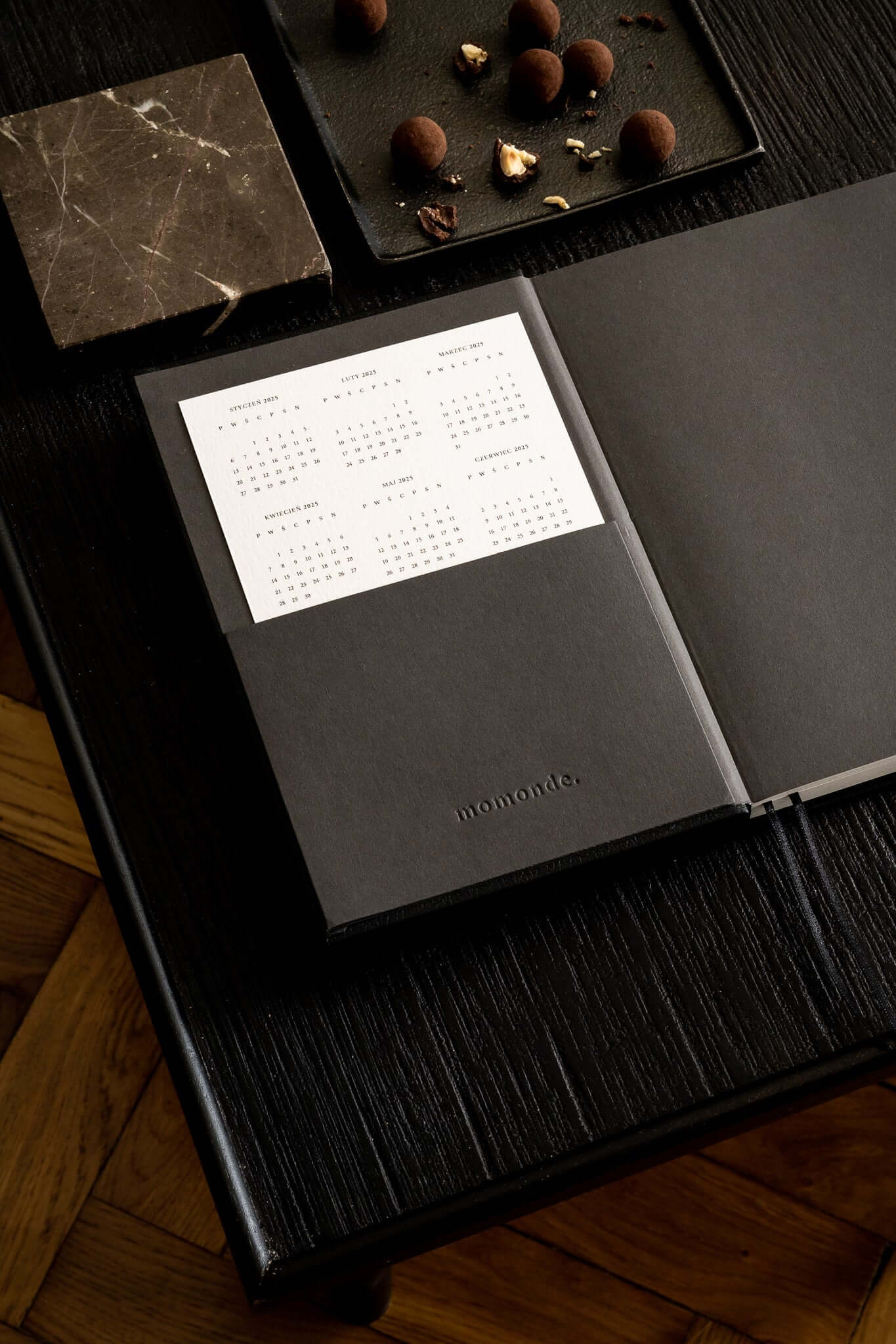 Planner Akademicki 25/26 tygodniowy Amour Noir | momonde.