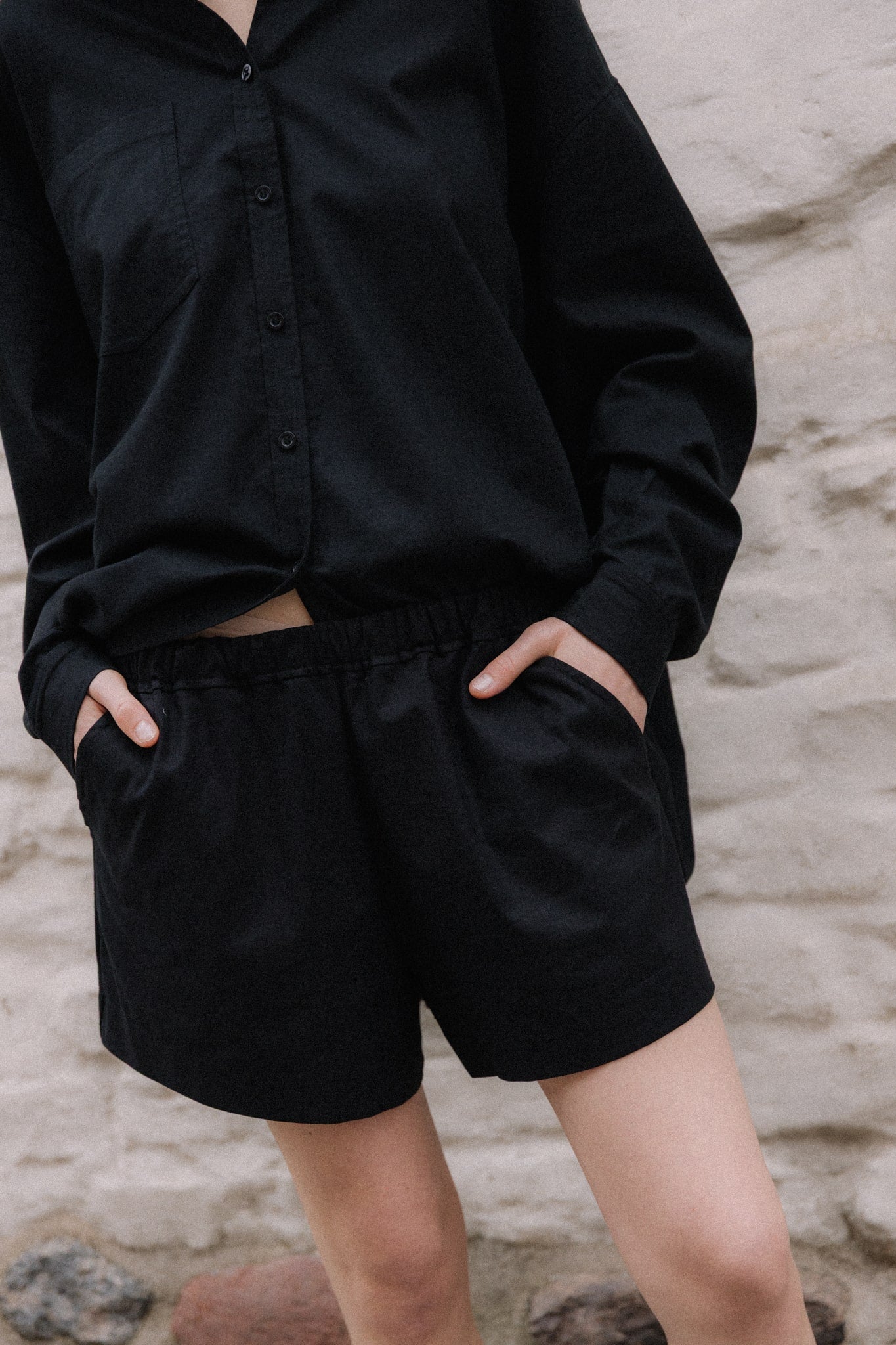 Spodenki Liv Black | momonde.