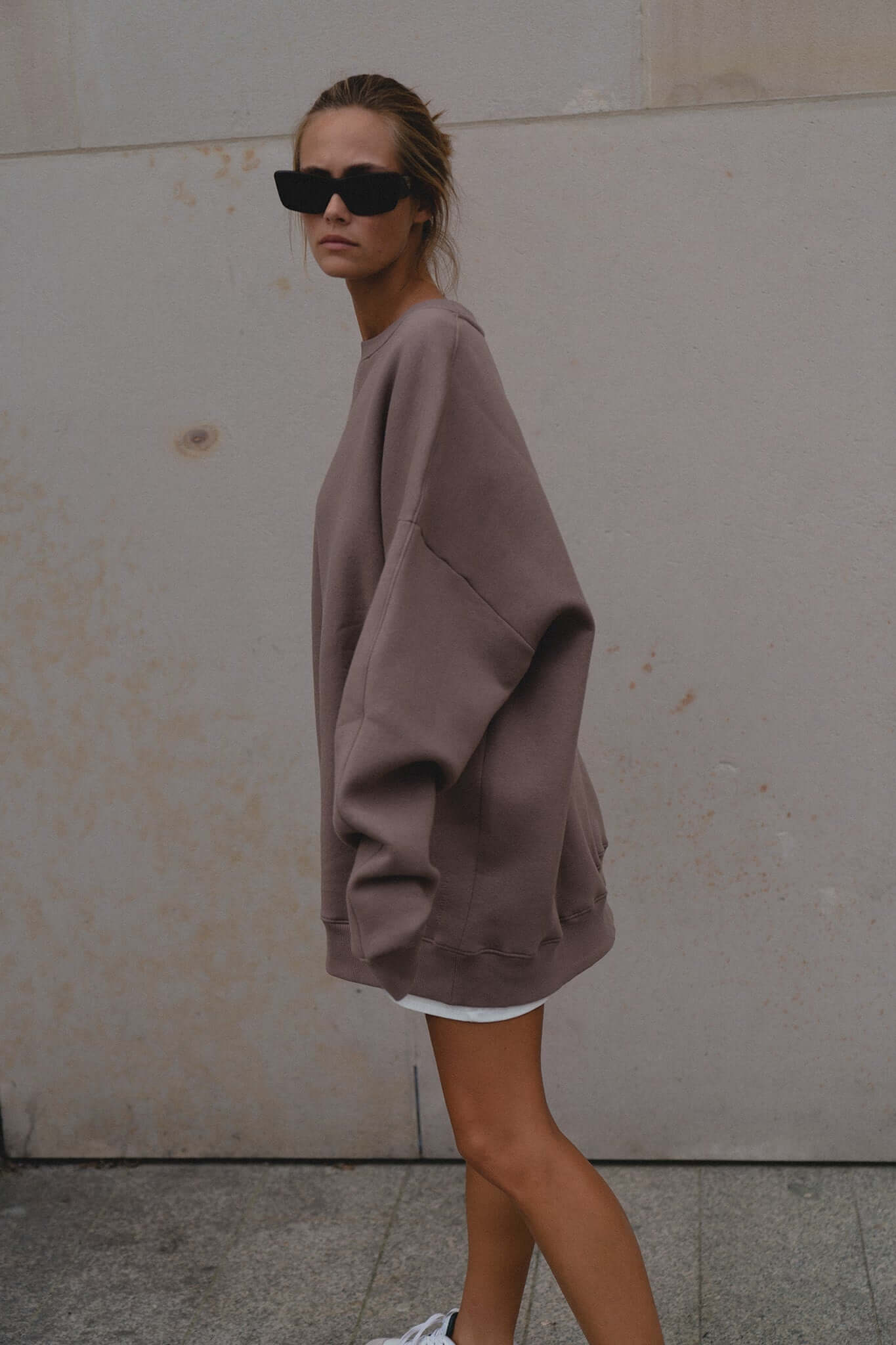 Bluza oversize Deep Taupe | momonde.