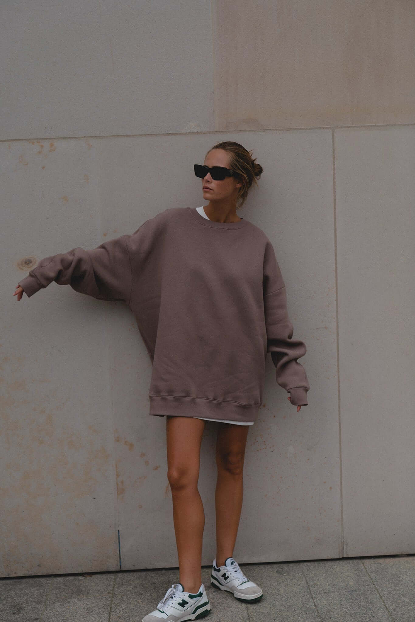 Bluza oversize Deep Taupe | momonde.