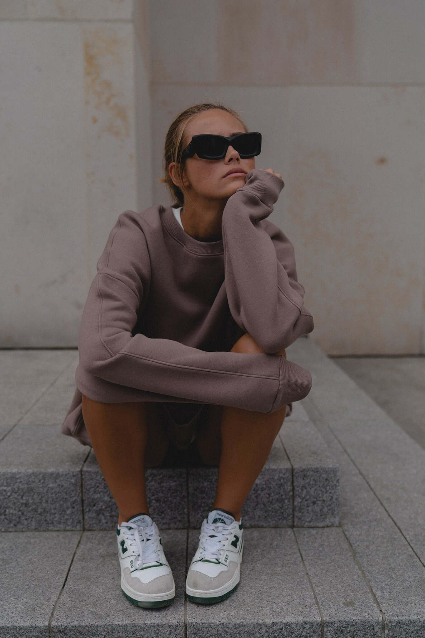 Bluza oversize Deep Taupe | momonde.