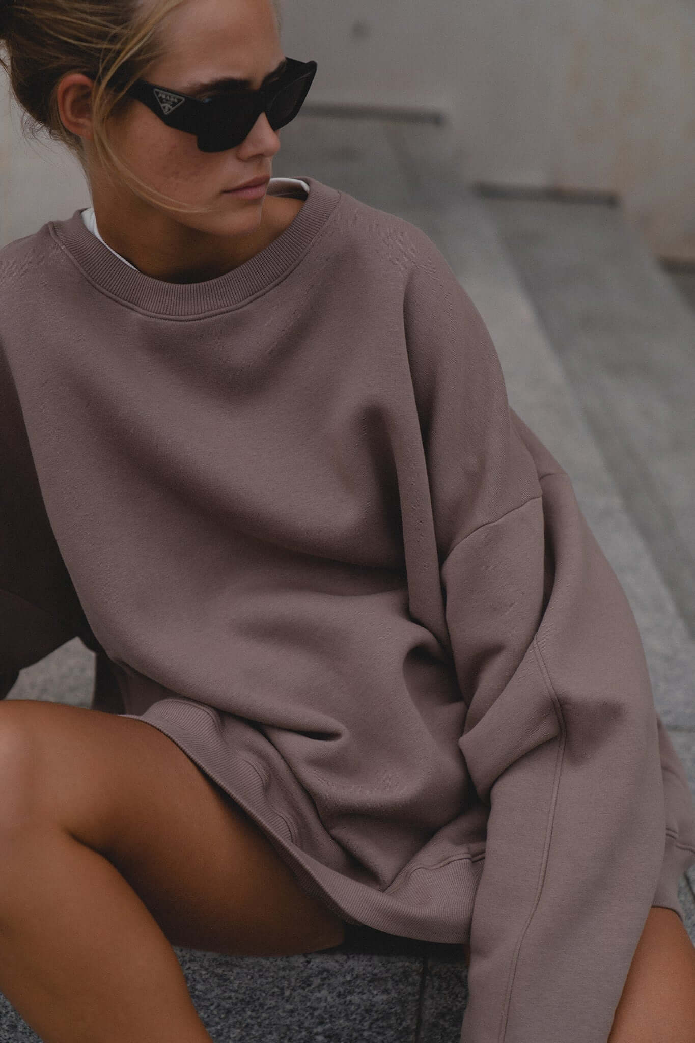 Bluza oversize Deep Taupe | momonde.