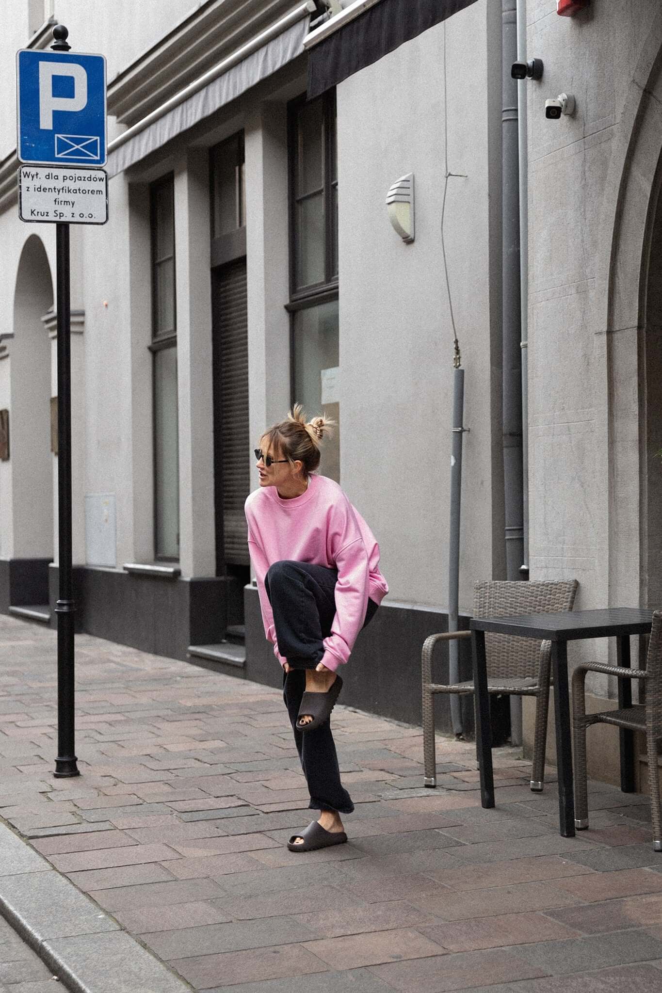 Bluza Rosie Bubblegum | momonde.