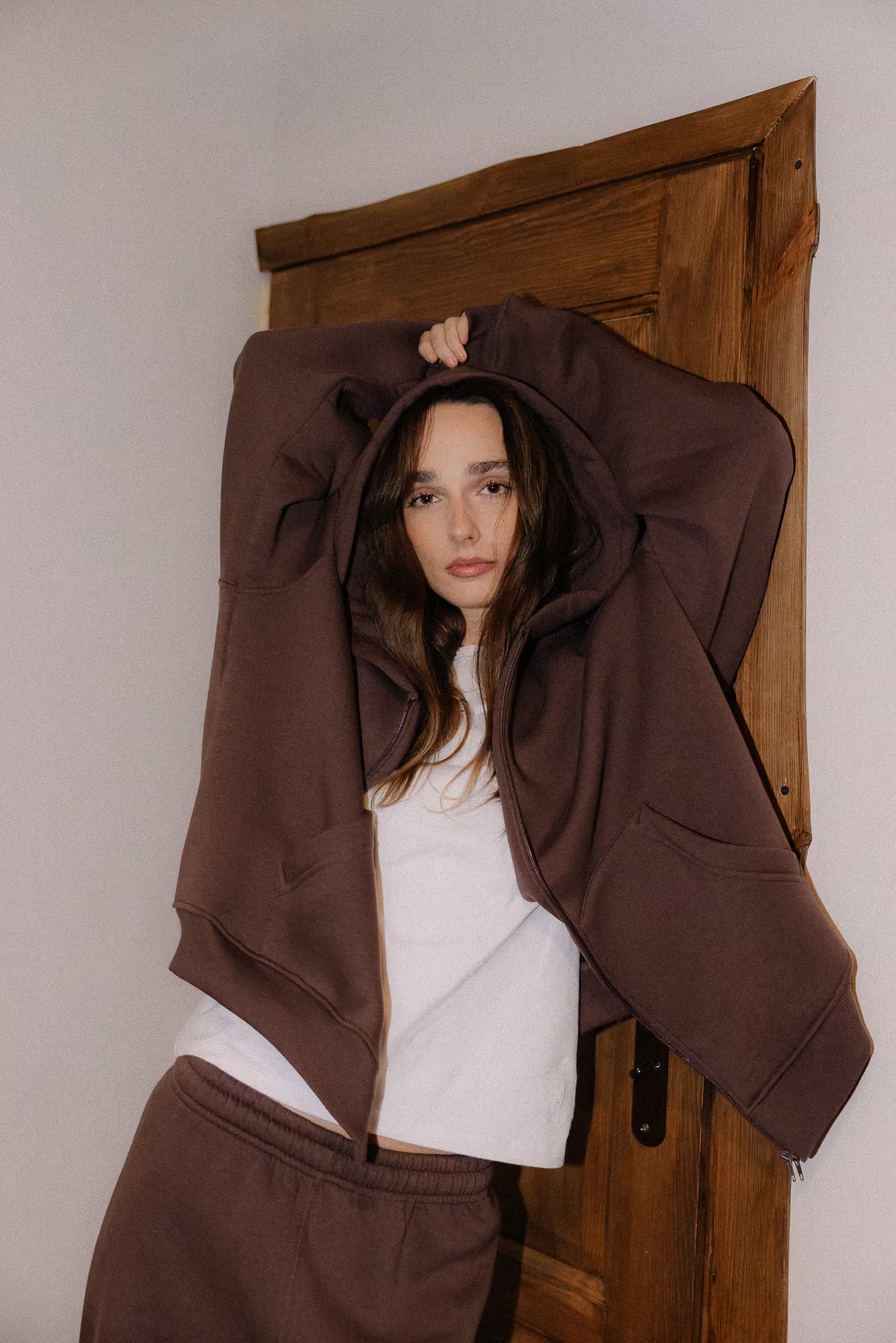 Ocieplana Bluza Ava Cocoa Brown | momonde.