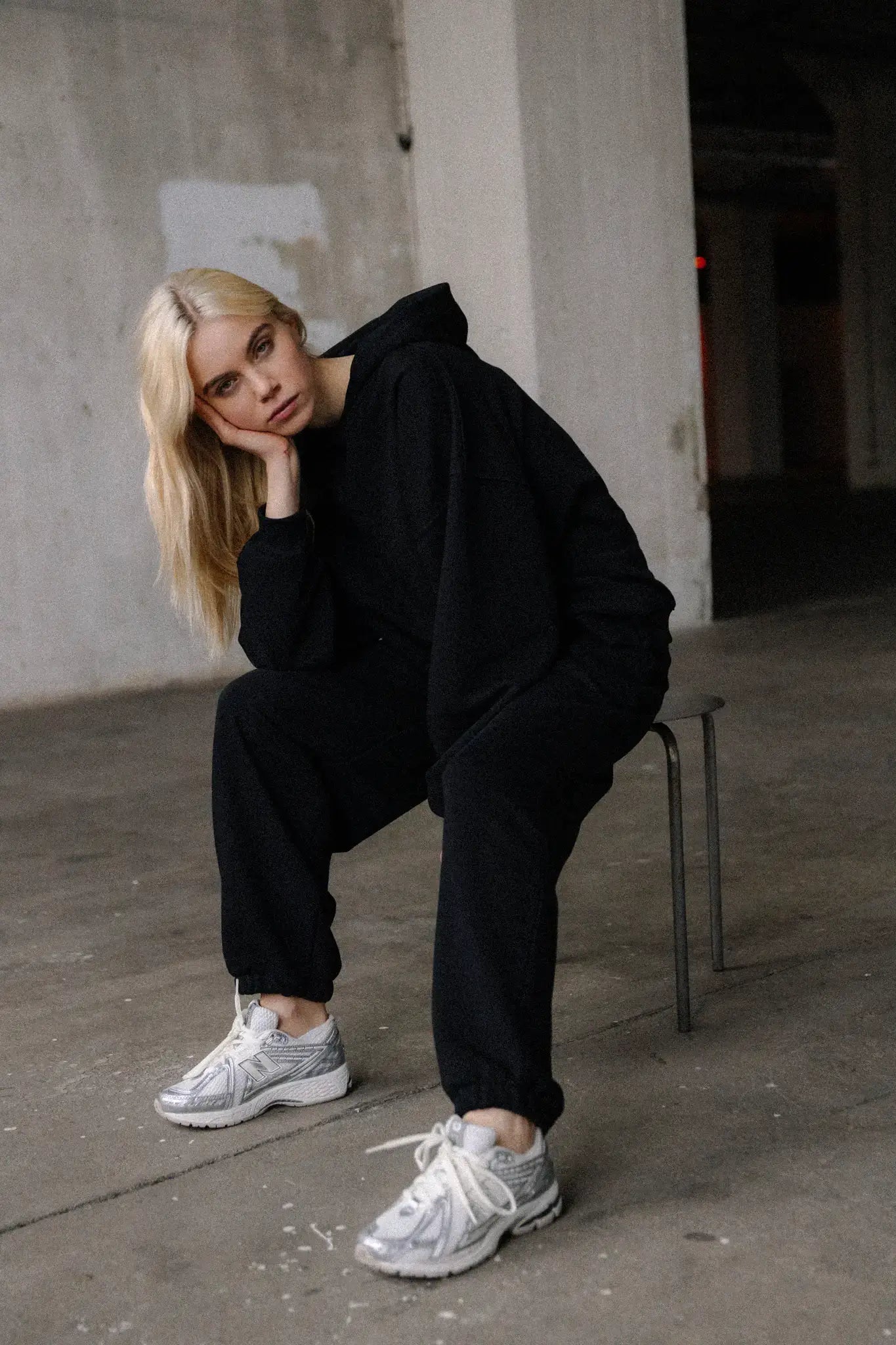 Bluza Poppy Black | momonde.