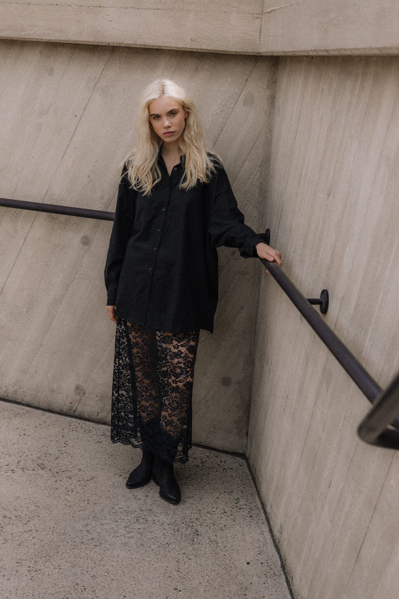 Koszula Kari Black | momonde.