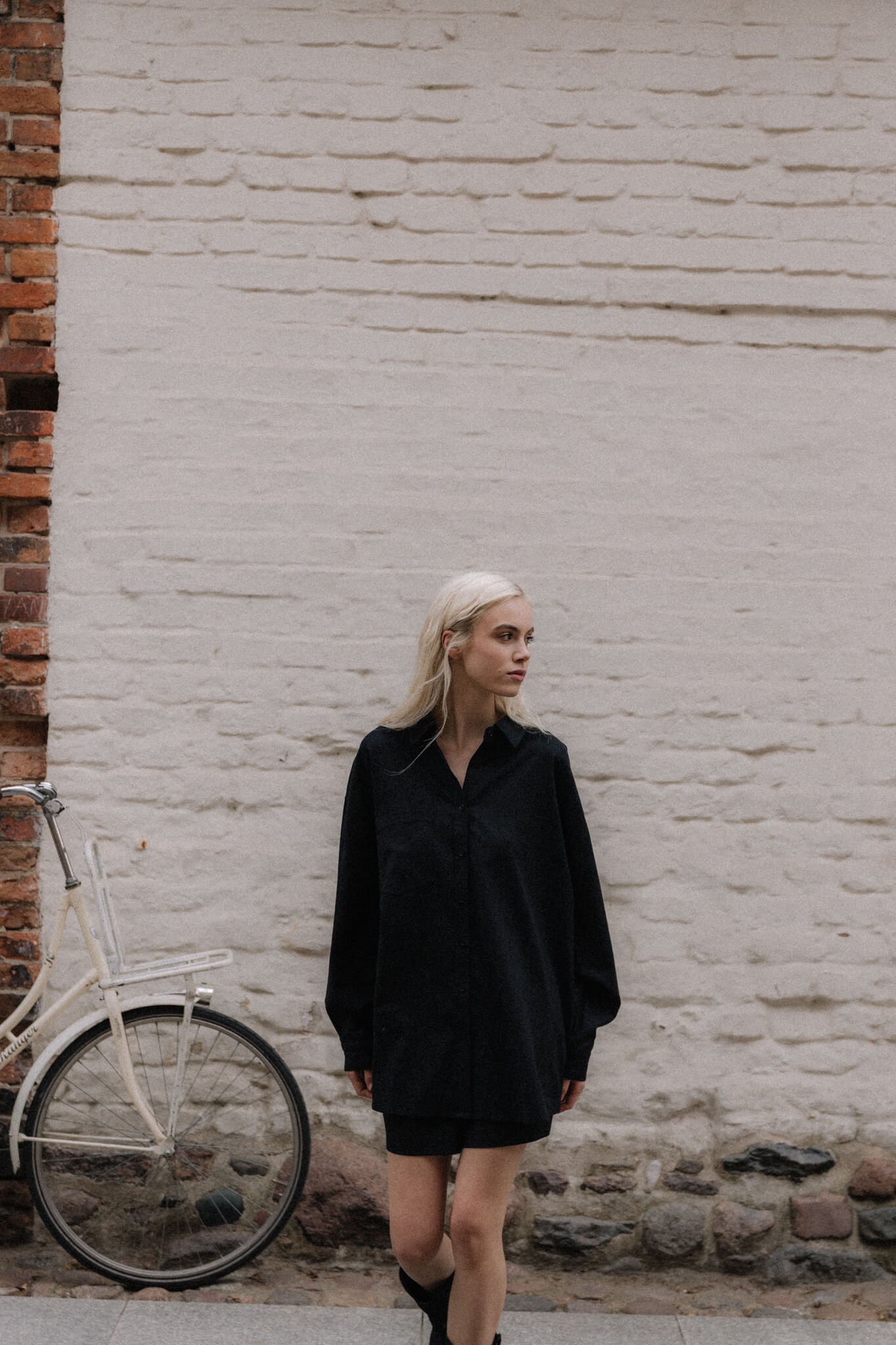 Koszula Kari Black | momonde.