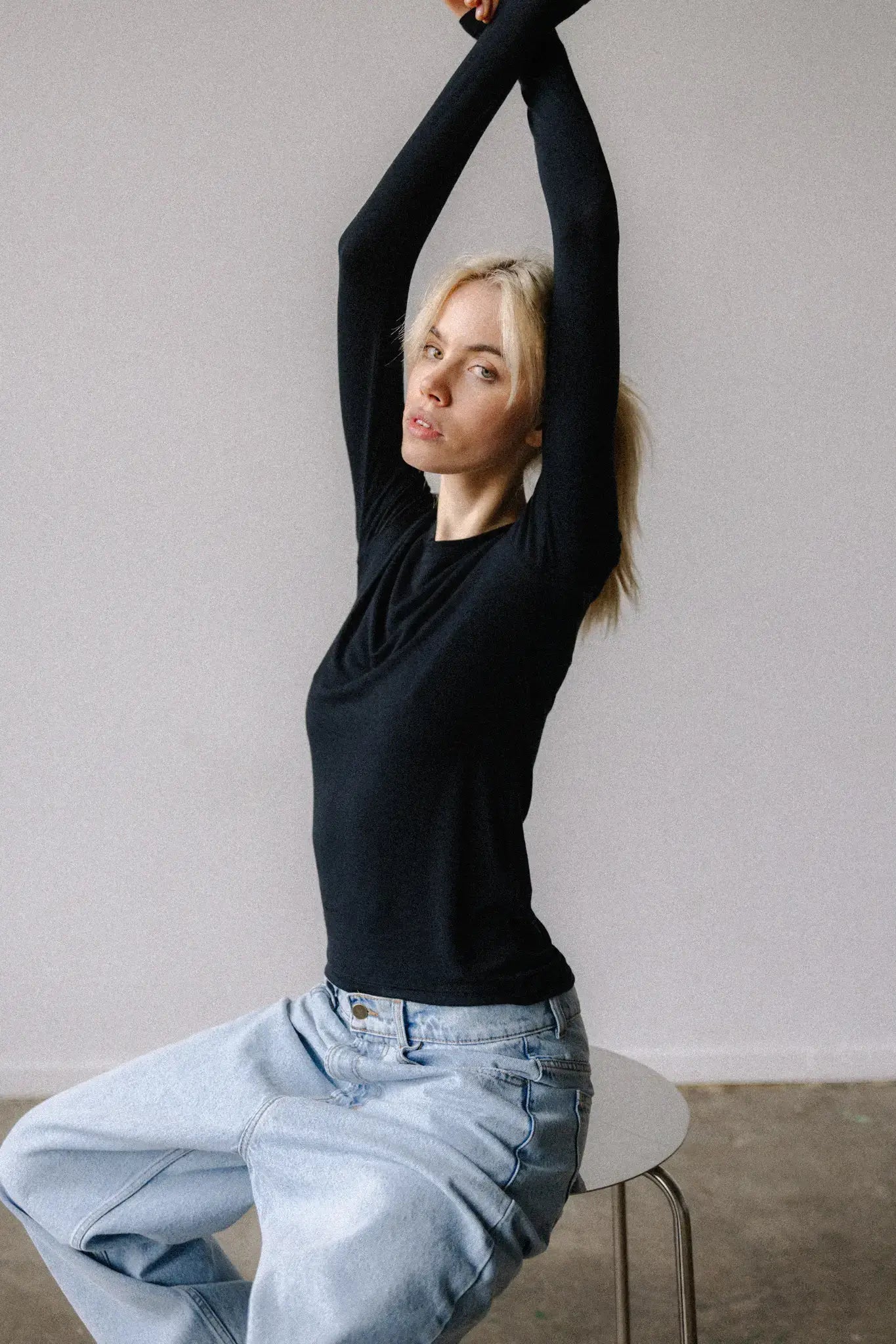 Longsleeve Zuri Black | momonde.