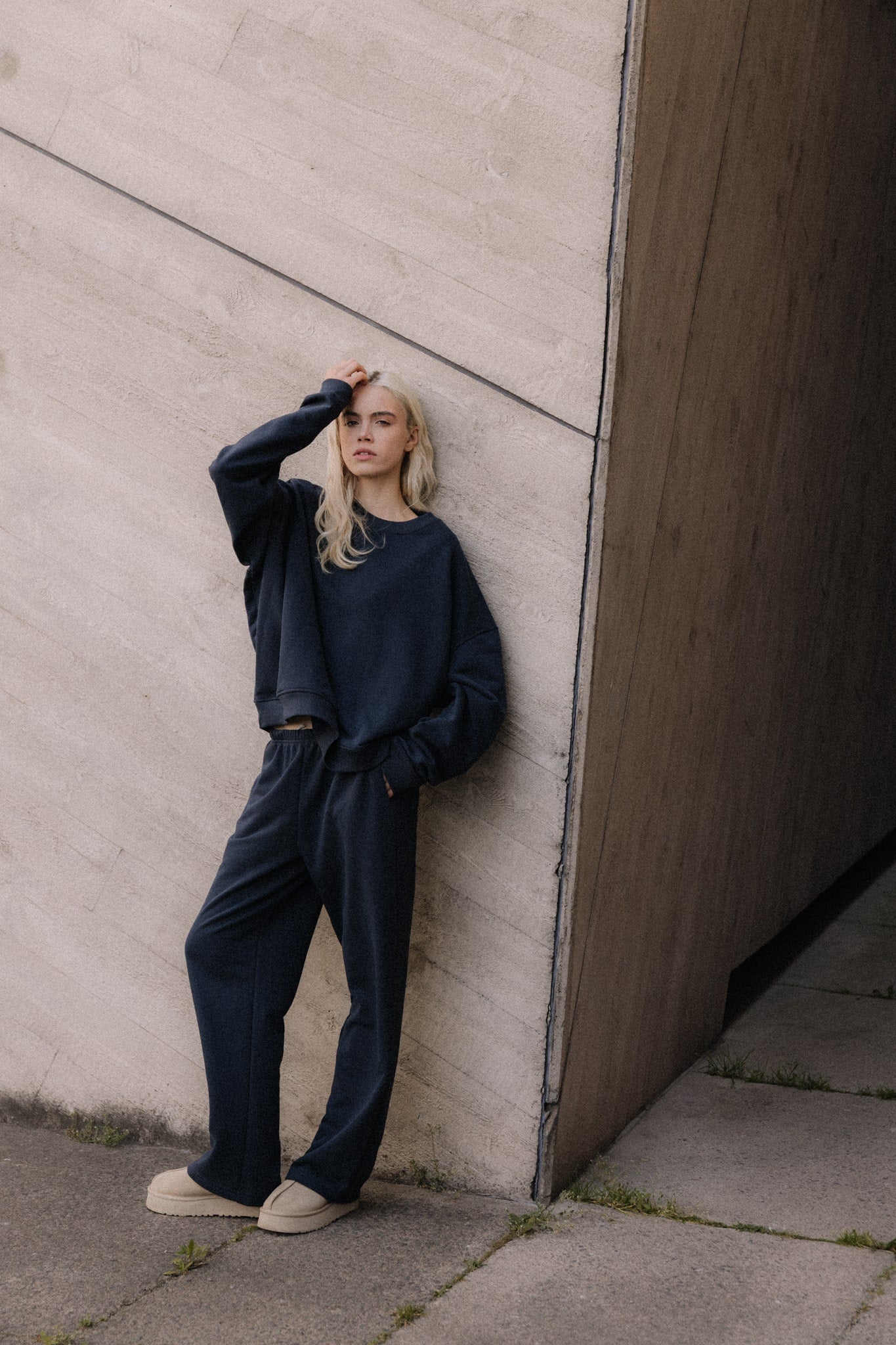 Spodnie Rosie Midnight | momonde.