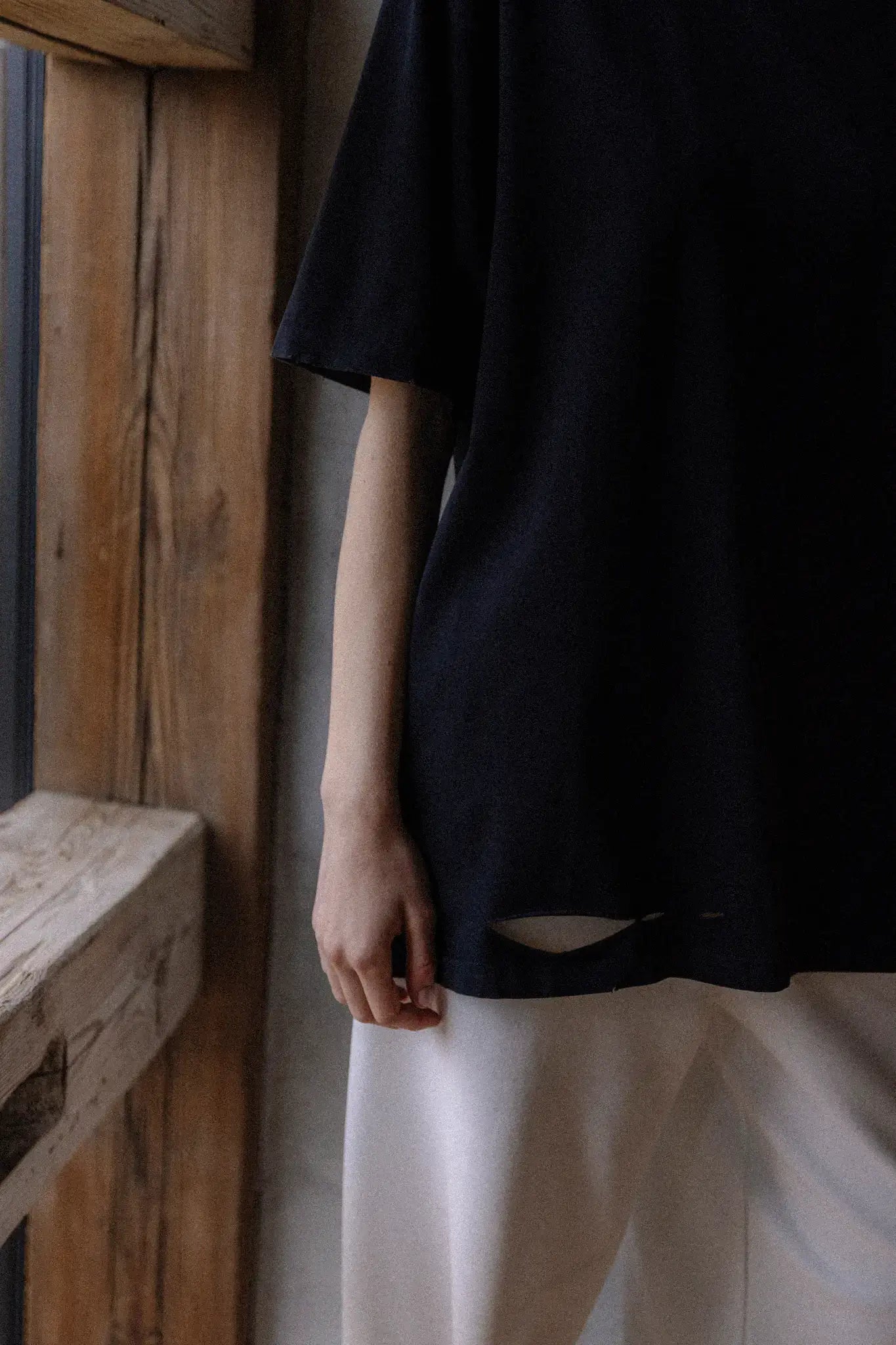 T-shirt z przetarciami Pirate Black | momonde.