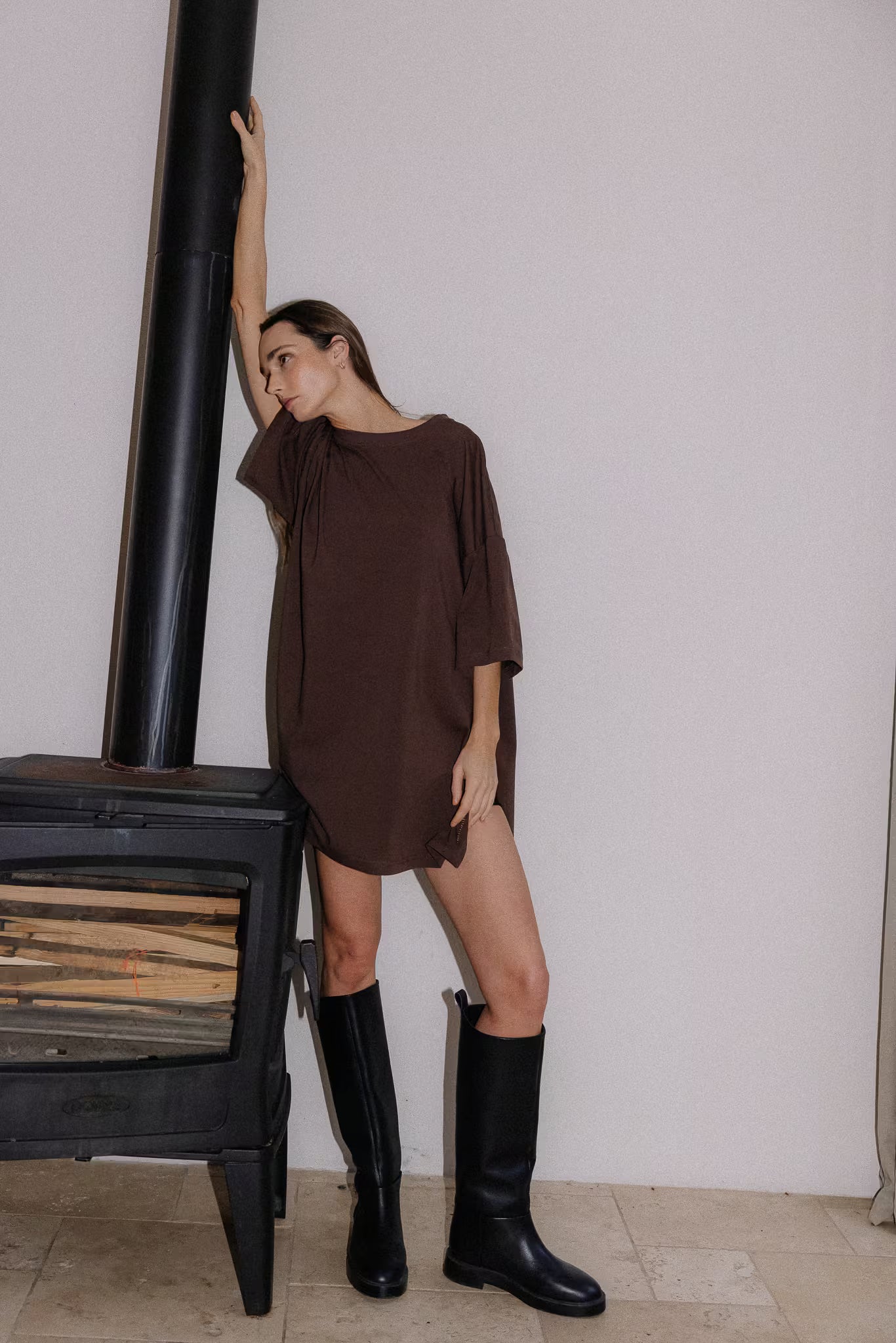 Tunika z rozcięciem Brownie | momonde.